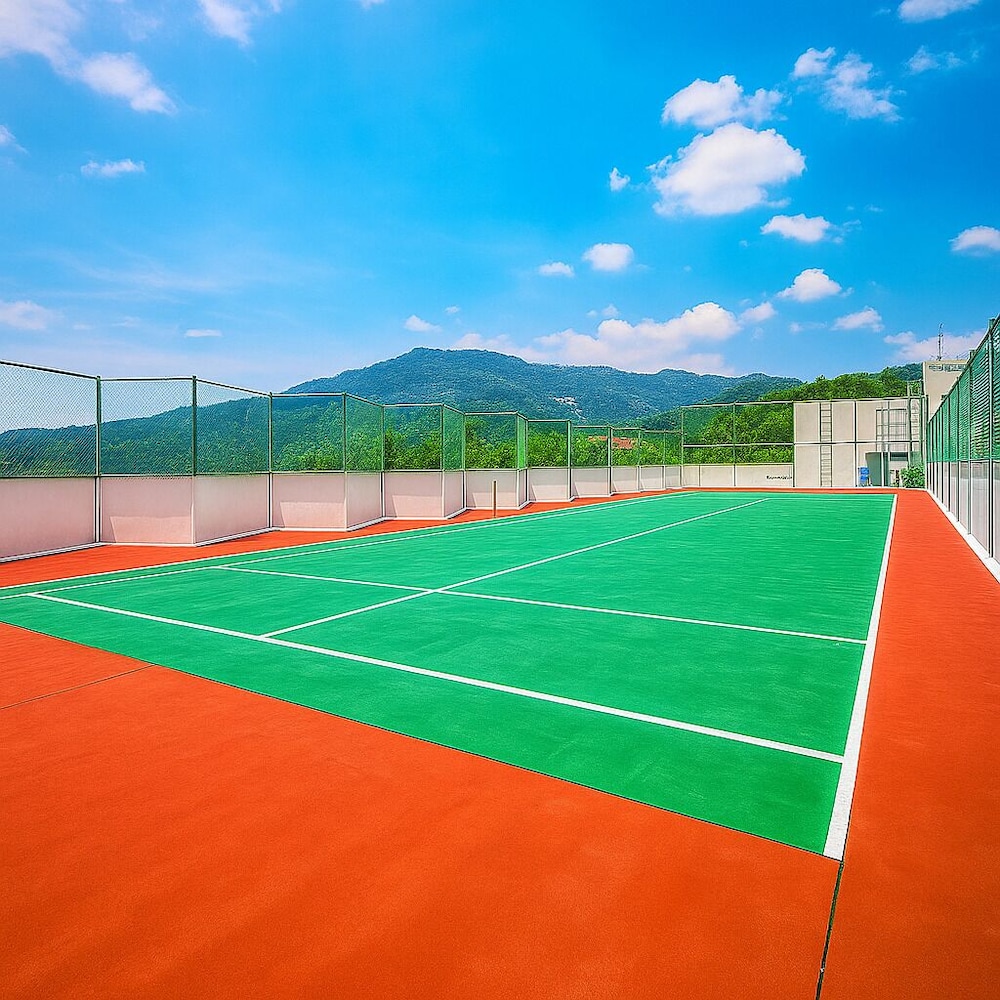 5 Star Resort - Patong Beach - 65m²-olympic Size Swimming Pool, Gym, Spa, Tennis