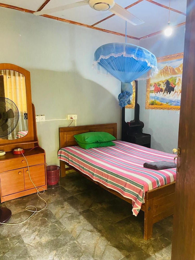 Elephant Safari Lodge