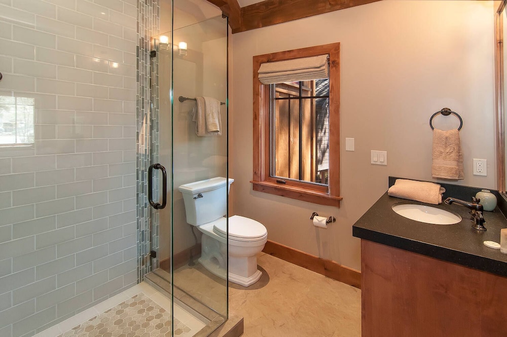 West Lake Serenity 180 Degree Lake Views view 5