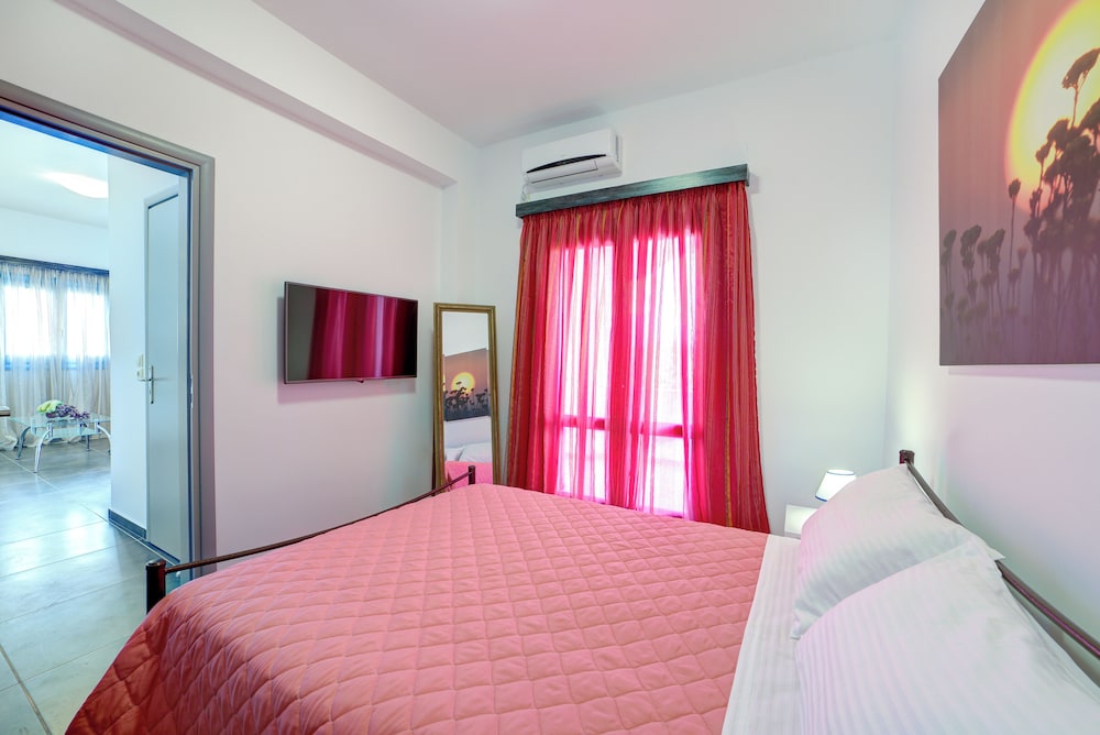 ADELPHI APARTMENTS