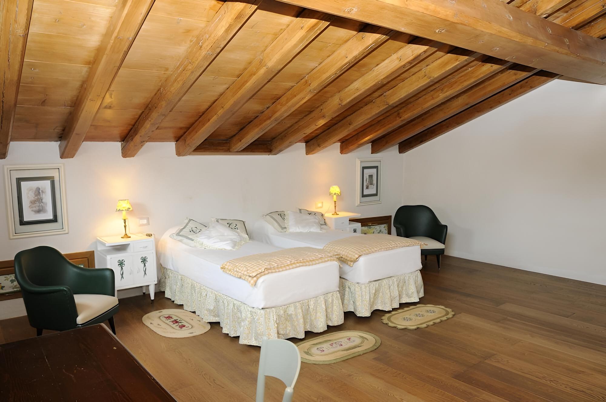 La Cascina sul Po - Italian Homing view 2
