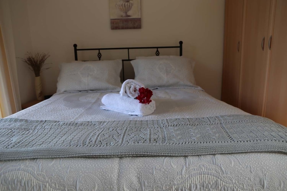 Villa Caterina by Amy Villas view 4