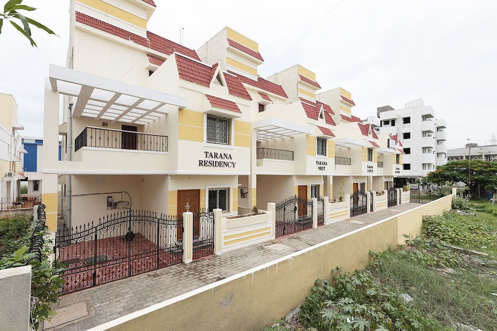 Home Stayz - Service Apartment