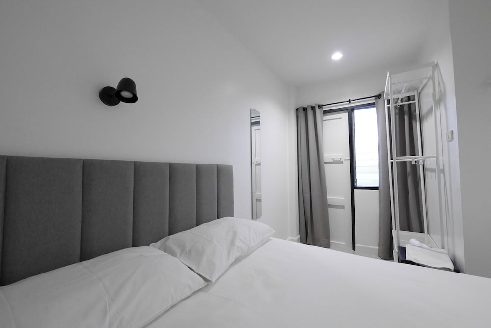 Lee Home Bangkok