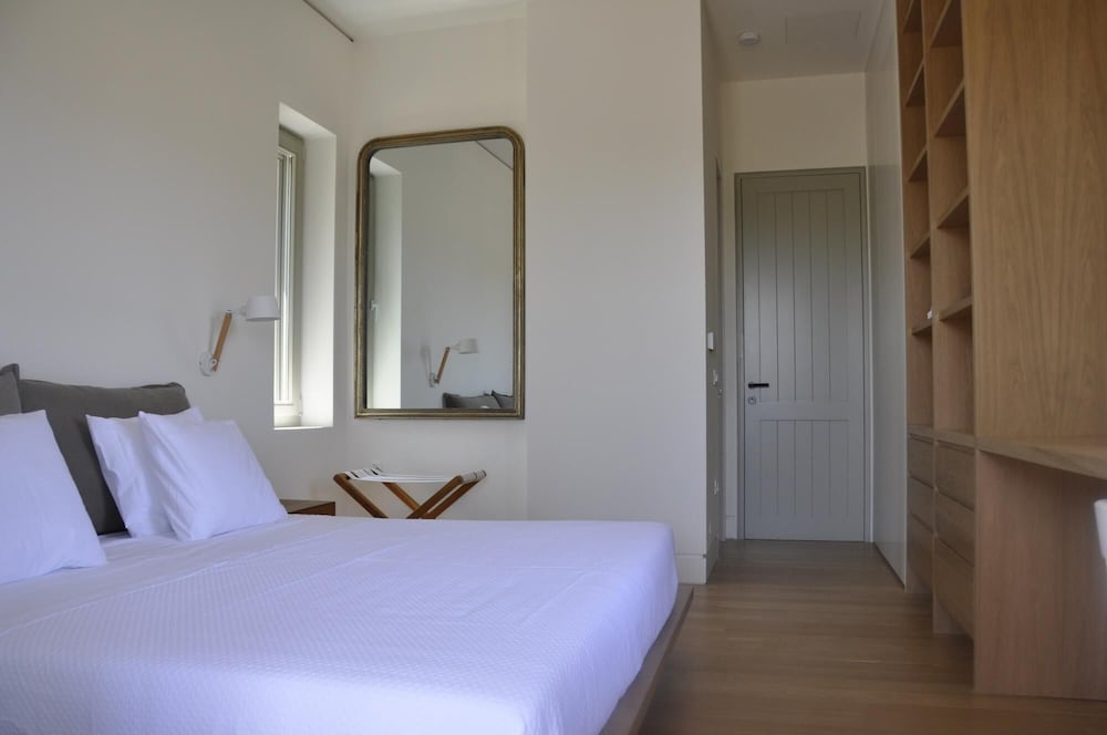 Euphonia Residence by Athina Hospitality view 4