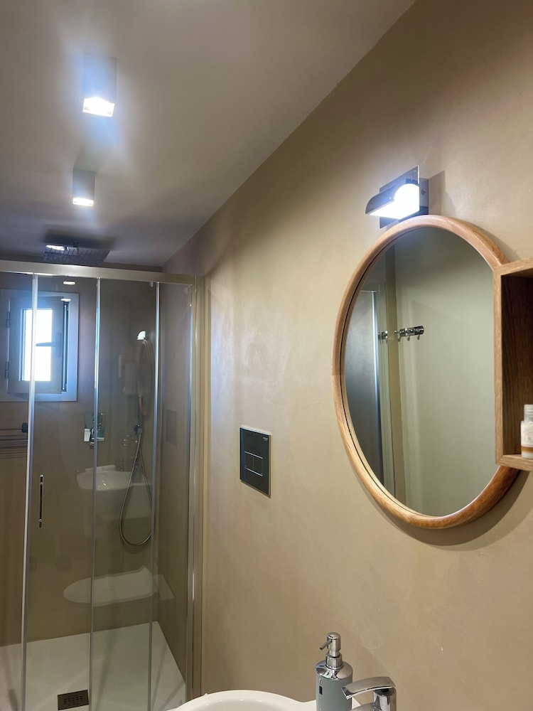 Atenea Palace Luxury Rooms