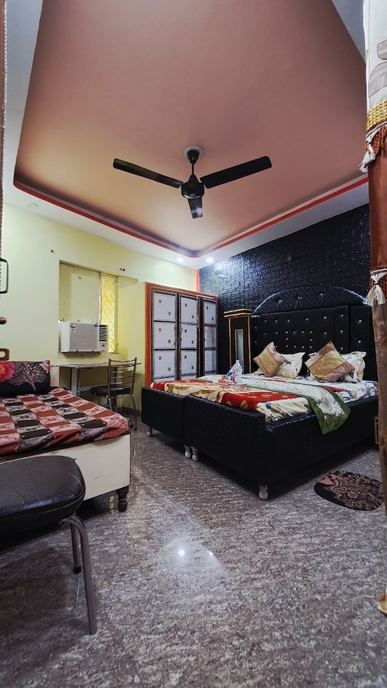 THE DEEP GANESHA INN