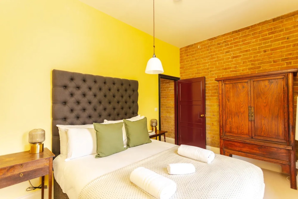 Stunning 2 Bedroom House in Peaceful London Fields