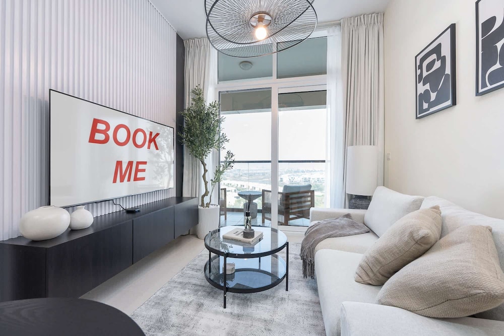 Tranquil 1BR Hideaway in Damac Hills