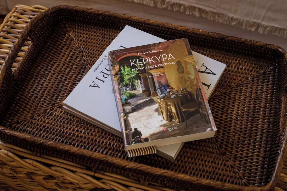 Korifo Old Town by Corfu Escapes