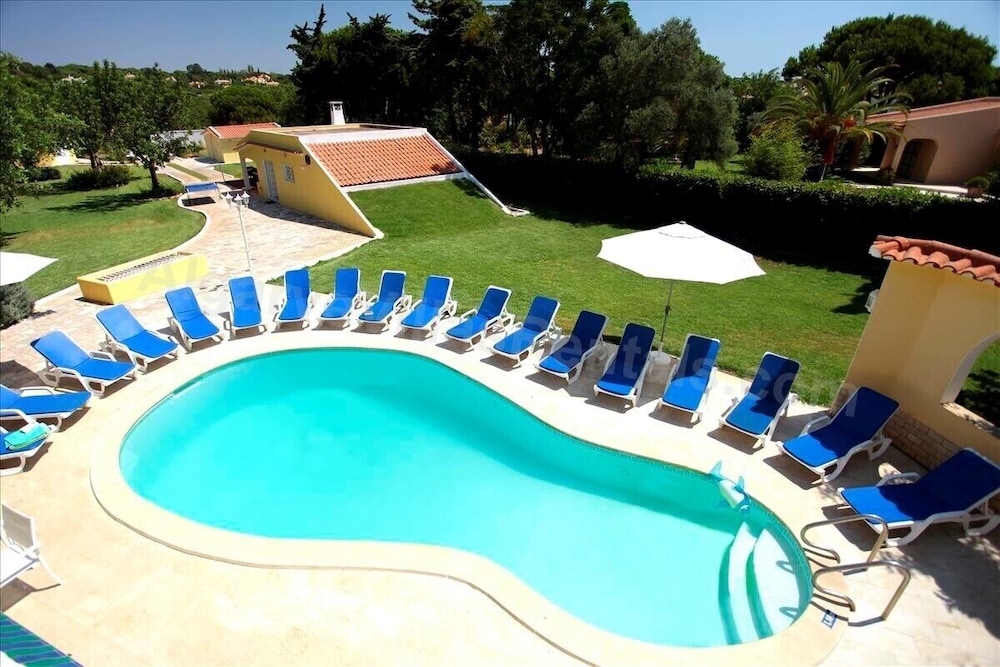 Outstanding Villa With Heated Pool view 4