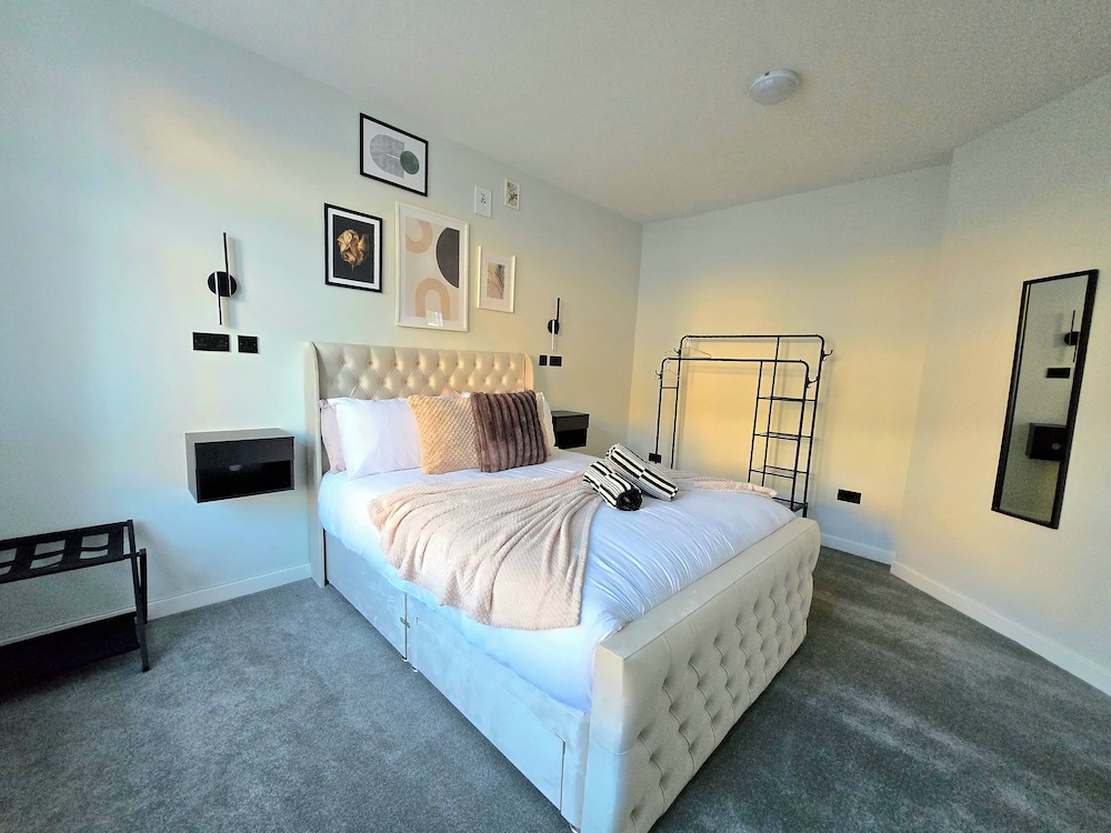 3-Bed Home in Glasgow