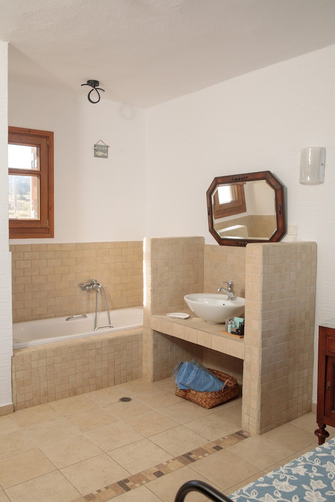 Apiliotis Sunrise Beach Villa