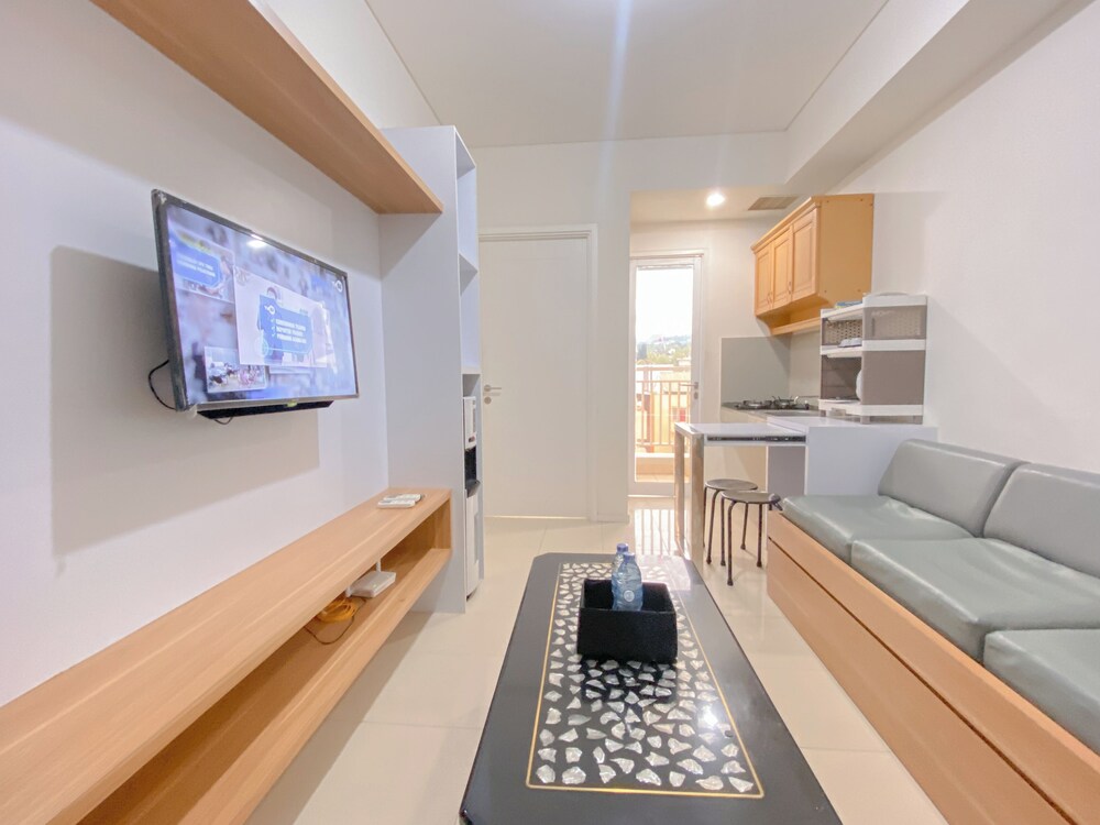 Simply And Cozy 2Br Apartment At Parahyangan Residence