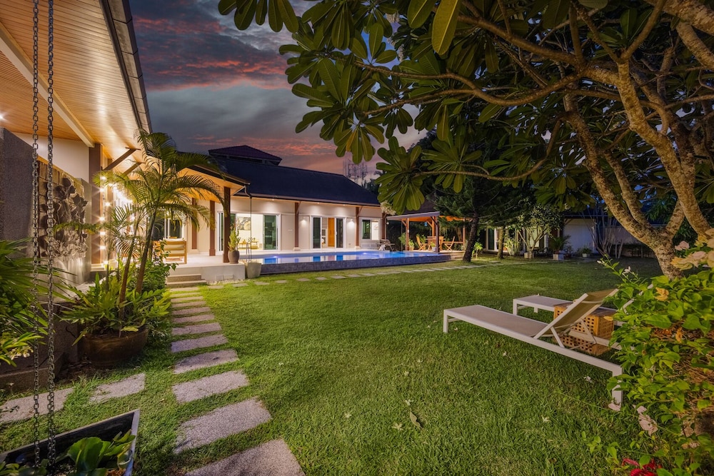 Villa Emilia with Private Pool