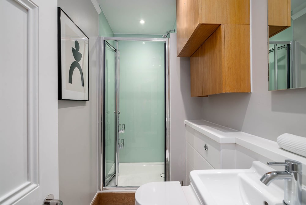 5 Doughty Street