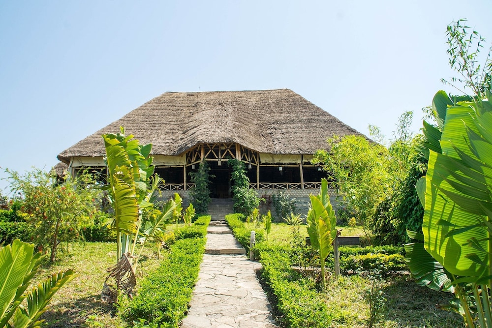 The Baboon Safari Resort