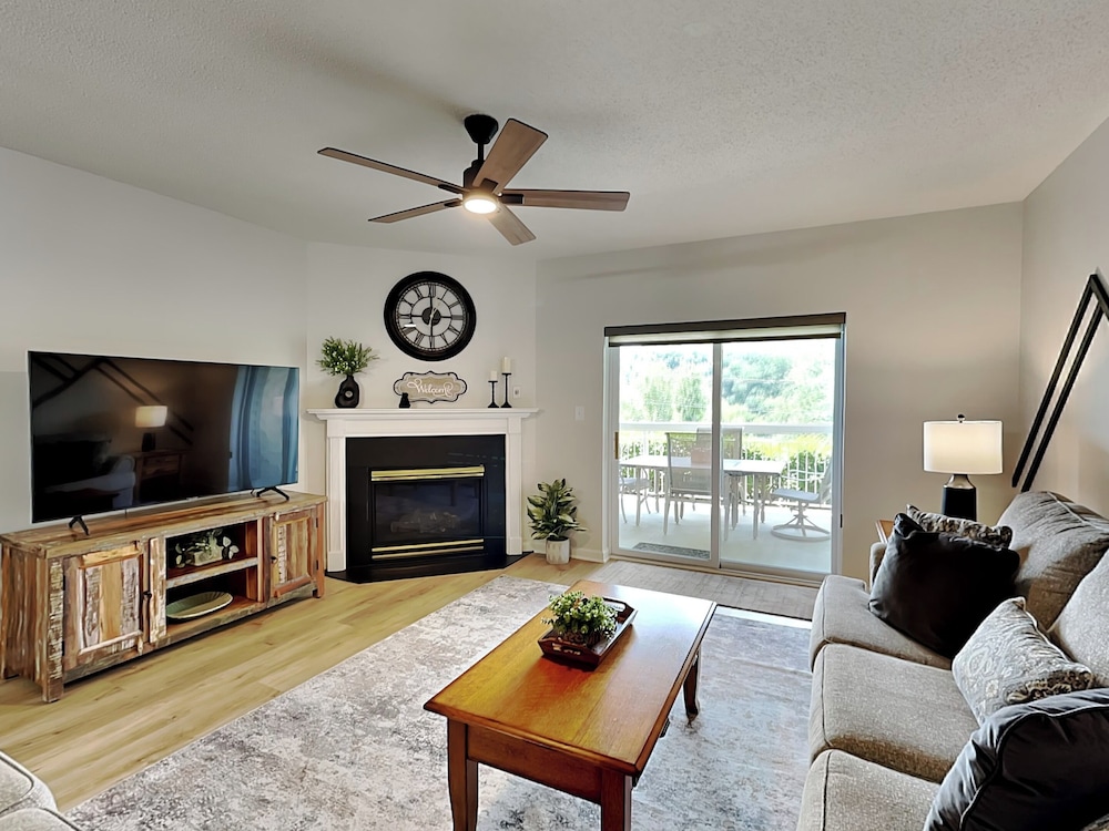 Mountain Breeze Retreat by Jackson Mountain Rentals