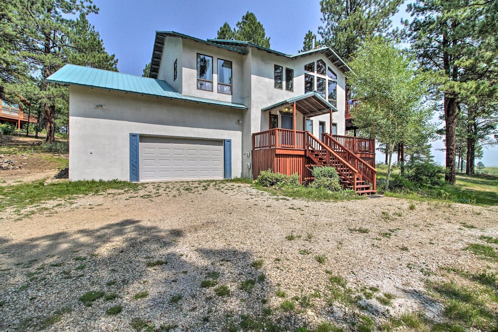 Angel Fire Escape w/ Hot Tub - 2 Mi to Gondola! view 4
