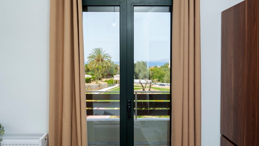 Seaside Charm Near Heraklion Villa Maro II Getaway