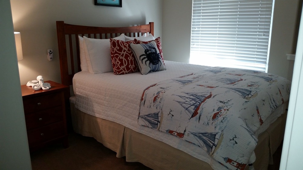61 San Miguel 3 Bedroom Townhouse by Redawning view 2