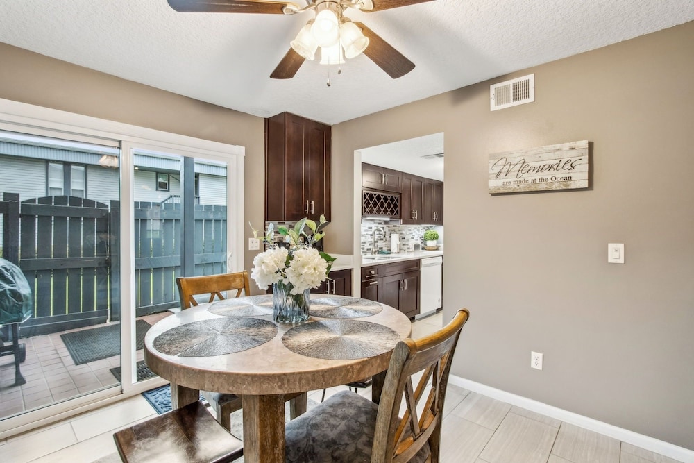 Fernandina Shores 6355 2 Bedroom Condo