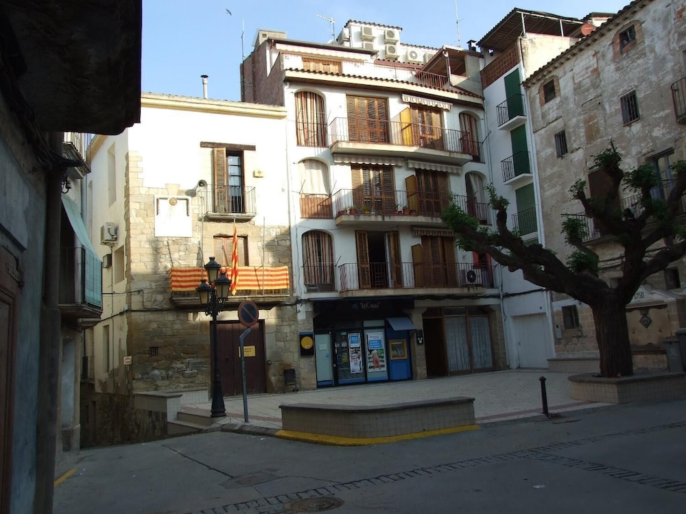 Cal Benet del Manigues view 2