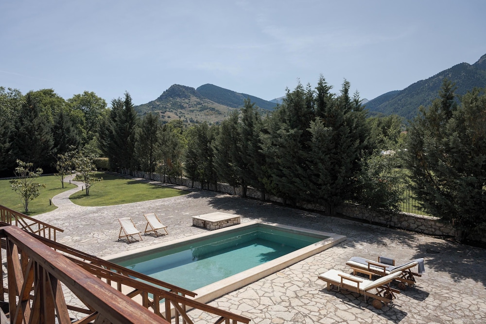 Styga Chalet