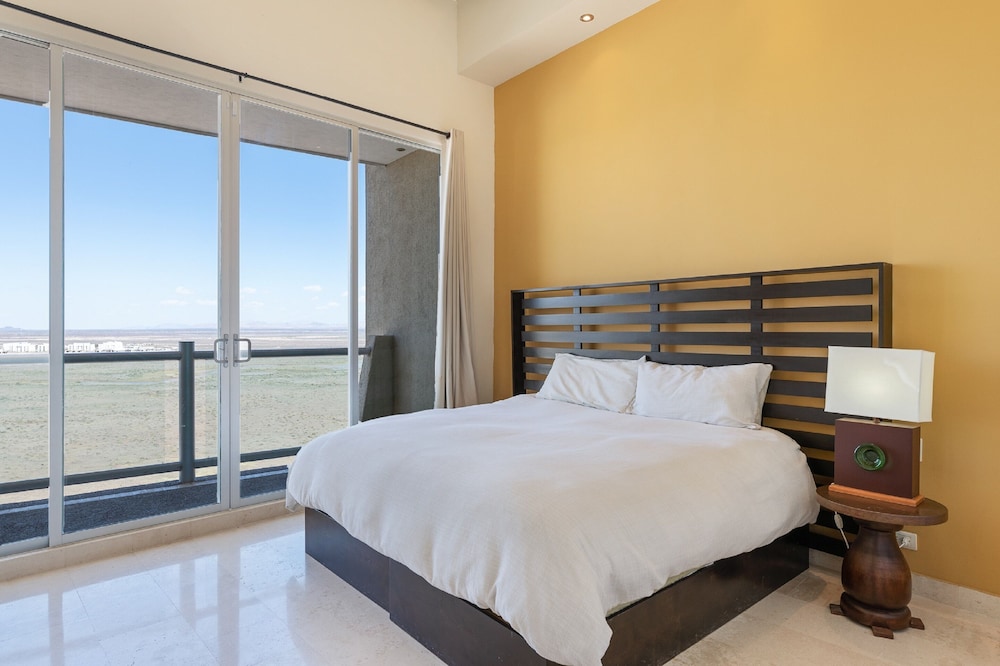 Encanto Living 1201 -4BR by Kivoya