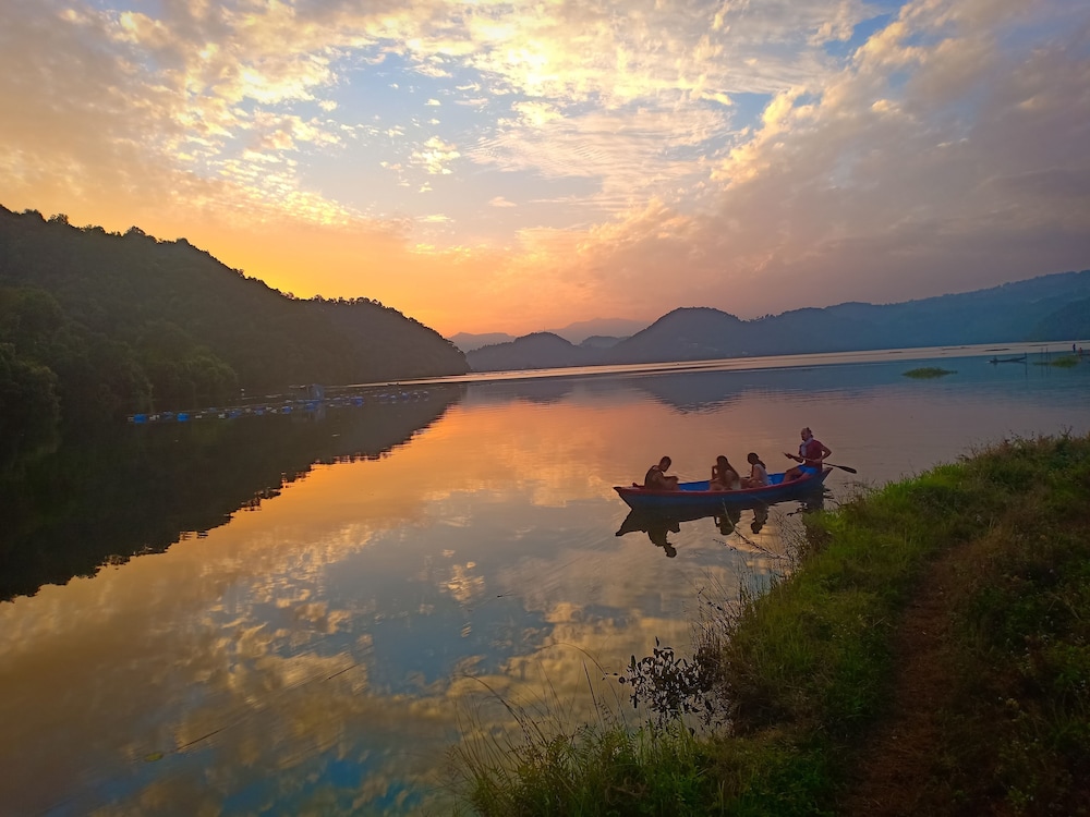 Begnas Lake front guest house