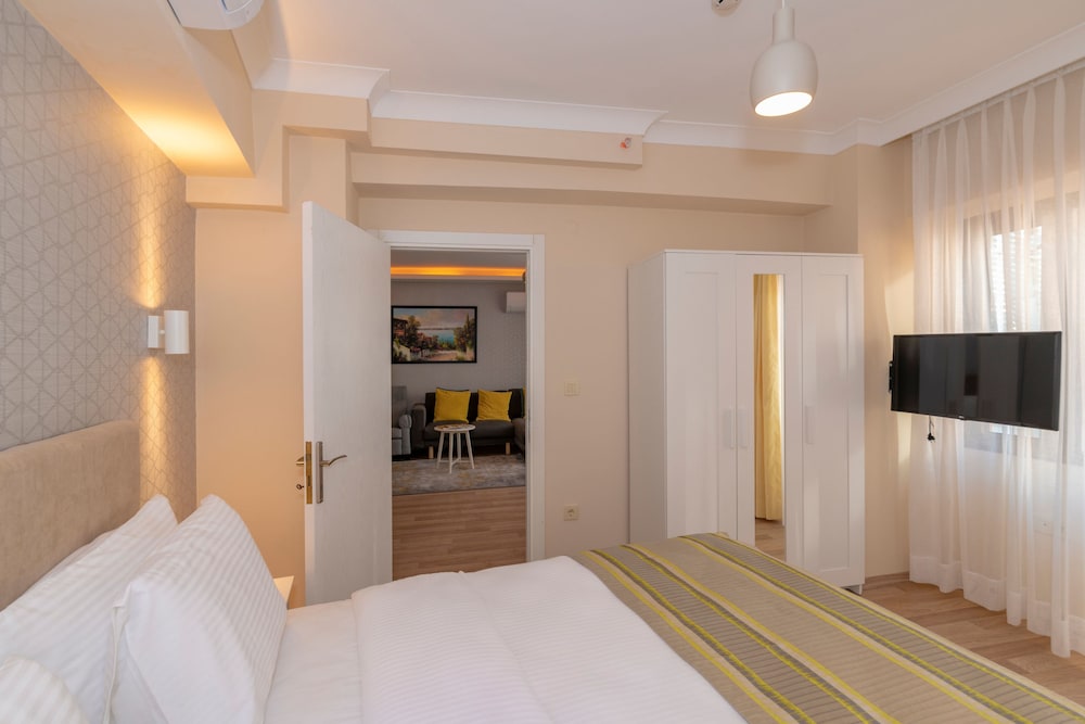 Feri Suites - Image 87