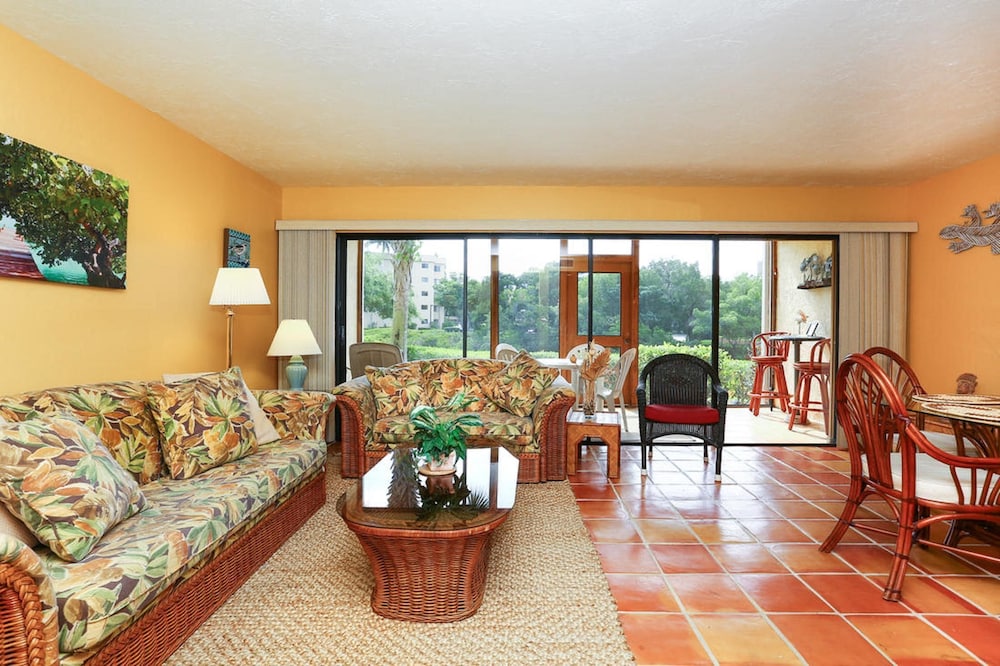 Cove II 414F 2 Bedroom Condo By Midnight Cove II