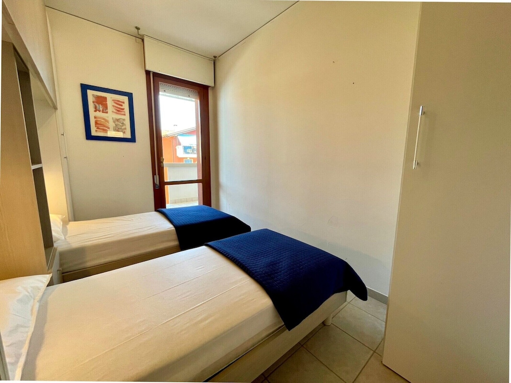 Welcoming Flat in Porto Santa Margherita