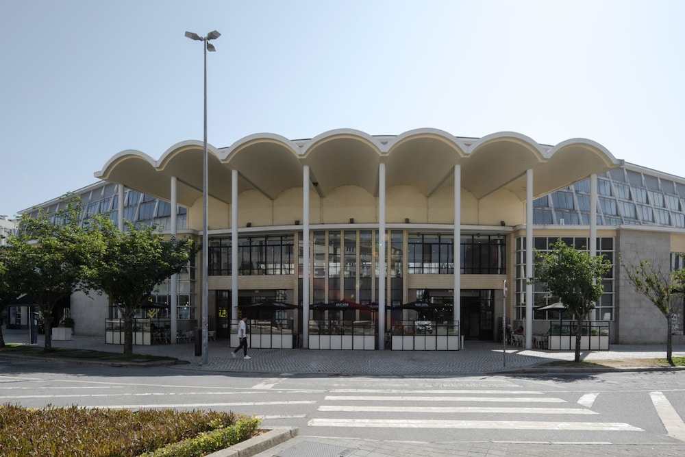 Bom Sucesso Executive Flat 5 3 by Feel Porto