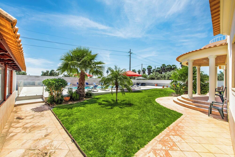 Villa Dourado