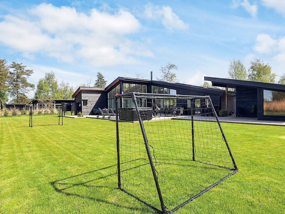 8 Person Holiday Home in Vaeggerlose-by Traum