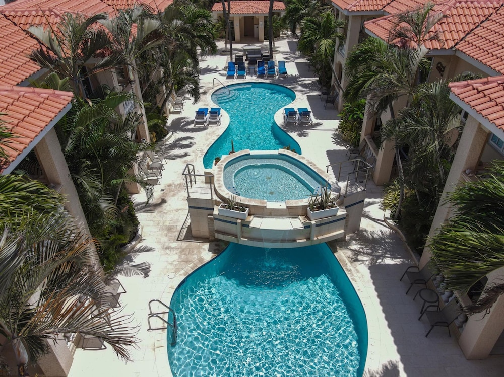 1br1ba Condo in Amazing Location Wacamaya Condos
