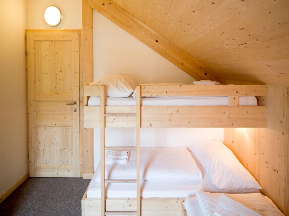 Chalet With Infrared Sauna