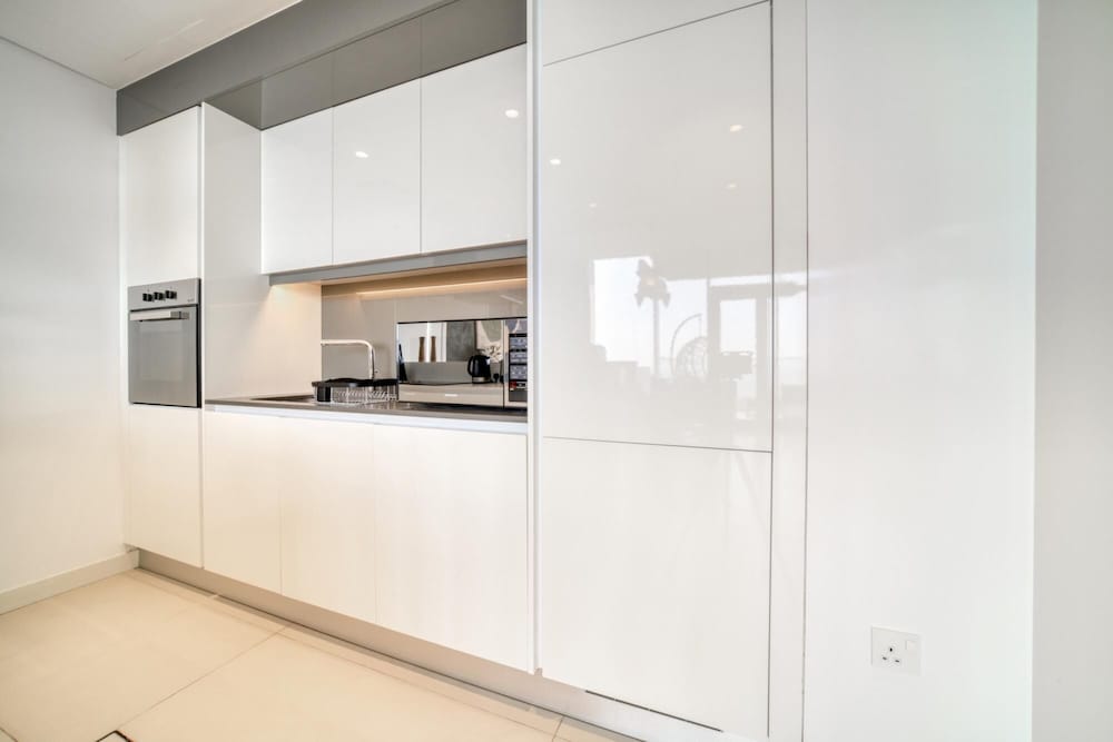 Sparkling Balcony Sea View Apt in Bluewaters