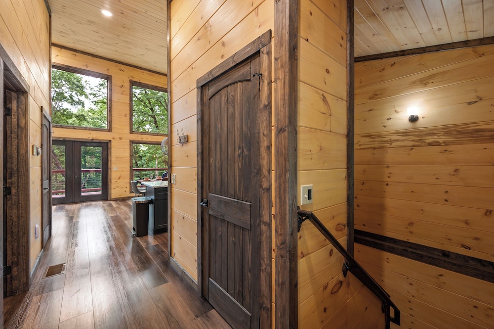 Theo's Treehouse