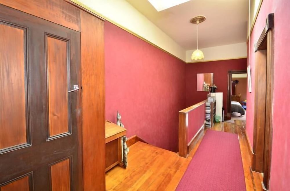 Dunedin Lodge