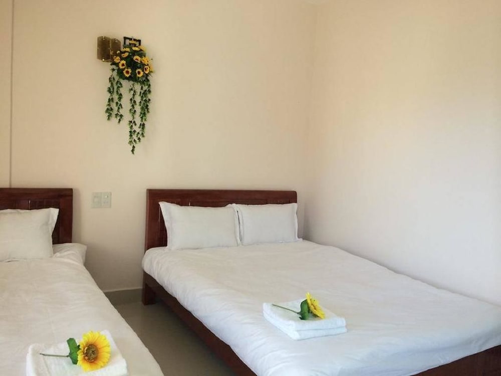 Nguyen Minh Hostel