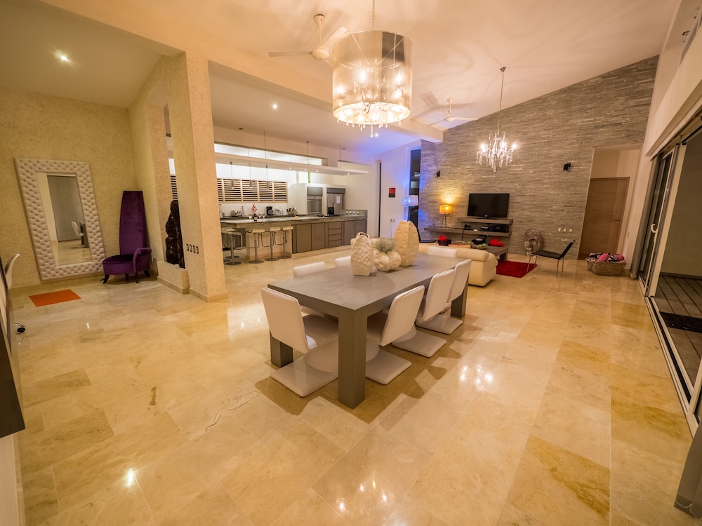 Villas Agua Dulce