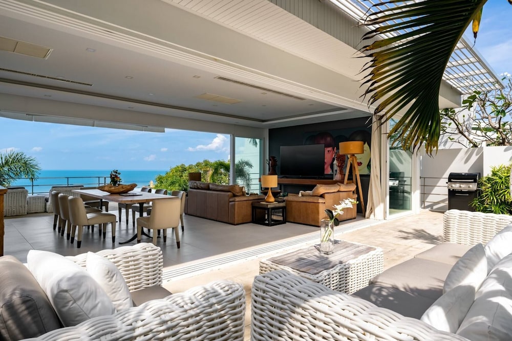 Luxury Sea View Pool Villa L at Unique Residences