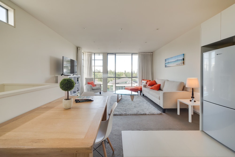 Central Taupo 3 bed Apartment view 5
