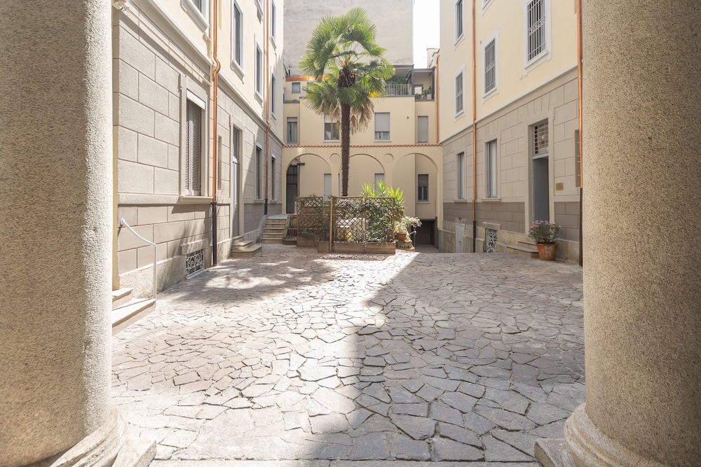 Boccaccio - Stunning Central 1bdr With Terrace in Cadorna Area