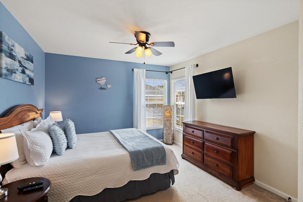 Windsor Palms Resort 5 Bedroom Home with Game Room 5 Home