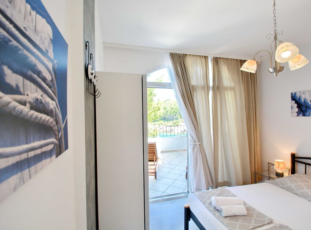 Blissful Bay Apartments Vrboska