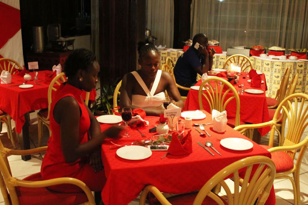 Garden Hotel
