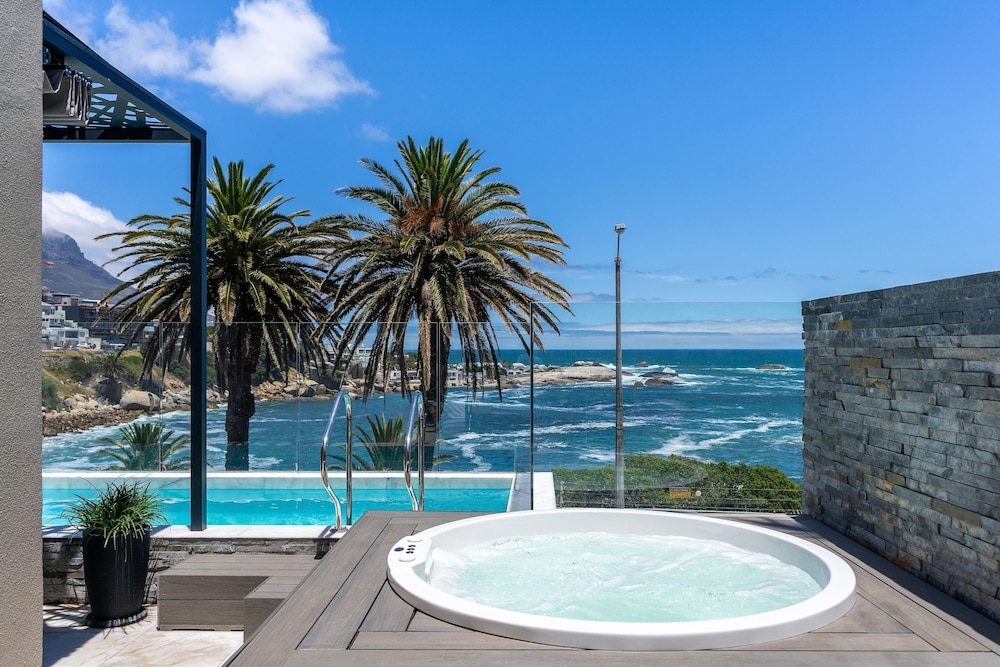 Bakoven Palms Villa - Ultra Lux Villa With Jacuzzi